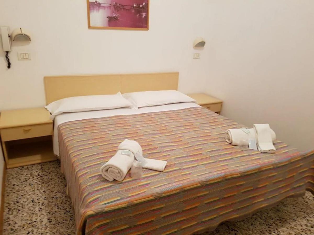 Hotel Piccari Nuova Gestione Rimini Eksteriør billede
