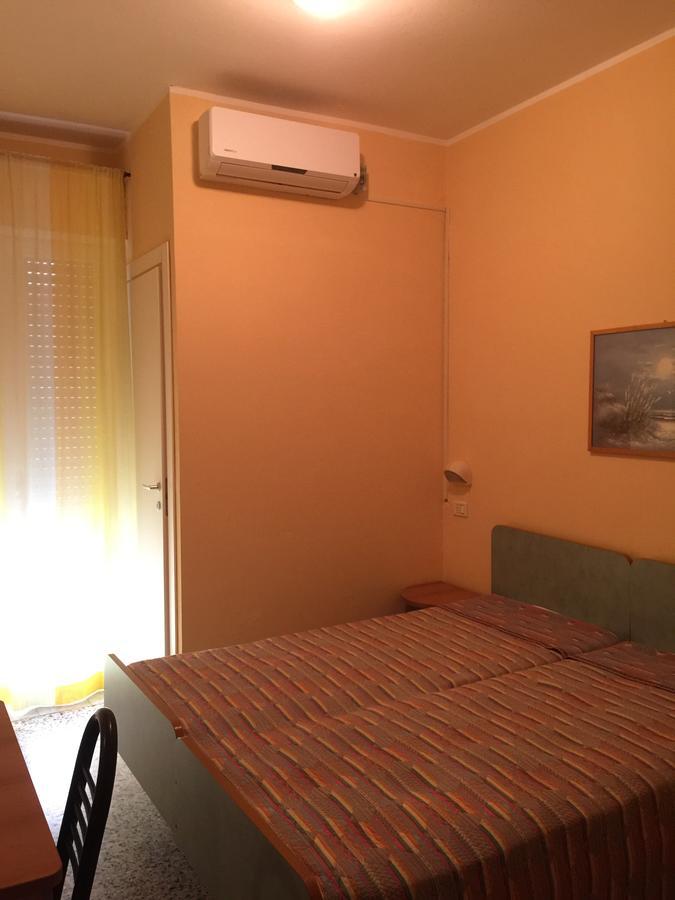 Hotel Piccari Nuova Gestione Rimini Eksteriør billede